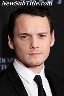 بیوگرافی Anton Yelchin