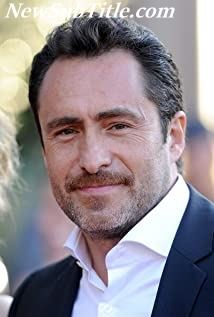 بیوگرافی Demian Bichir