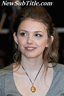 بیوگرافی Hannah Murray