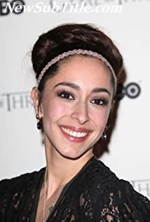 بیوگرافی Oona Chaplin