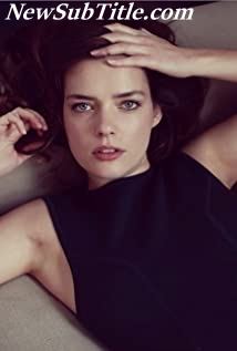 بیوگرافی Roxane Mesquida