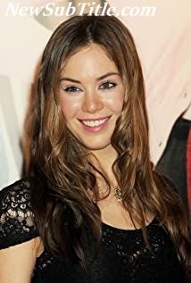 بیوگرافی Roxanne McKee