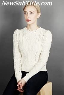 بیوگرافی Sarah Gadon