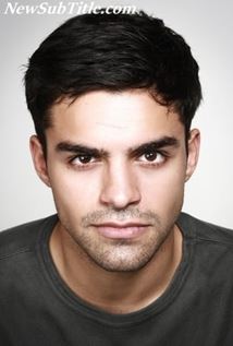 بیوگرافی Sean Teale